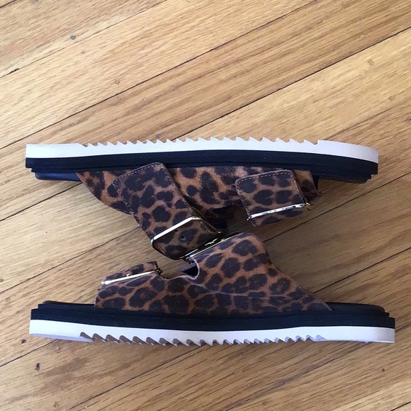 NWOT Animal Print AGL Italian Leather Buckle Sandals - Picture 6 of 9